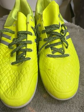 Almost new condition.. shoes